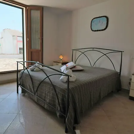 Casa Vacanza Le Sorelle بيت للعطل